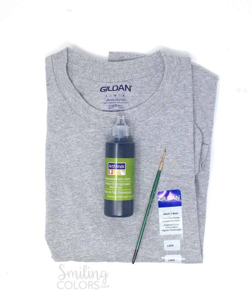 hand letter on your T Shirt with fabric paint