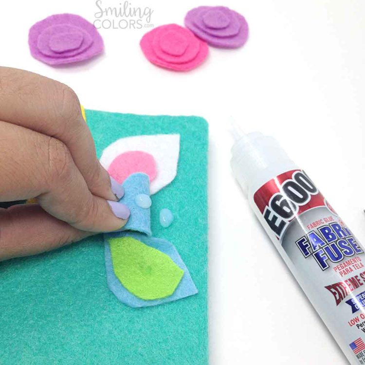 How To Glue Felt: Best Glues And Methods - Smiling Colors
