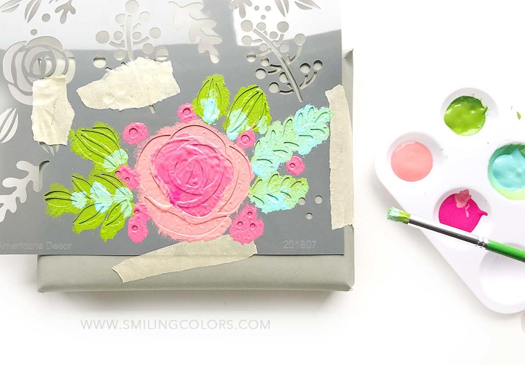Deco-art-floral-stencil