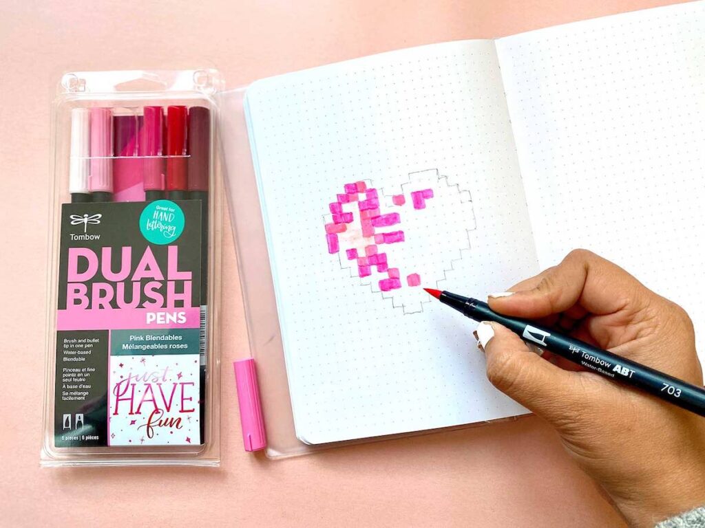 How To Draw Pixel Art On Paper With Markers - Smiling Colors