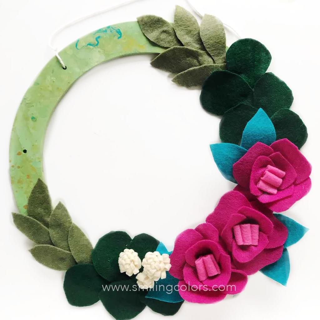 Smiling Colors Felt flower wreath