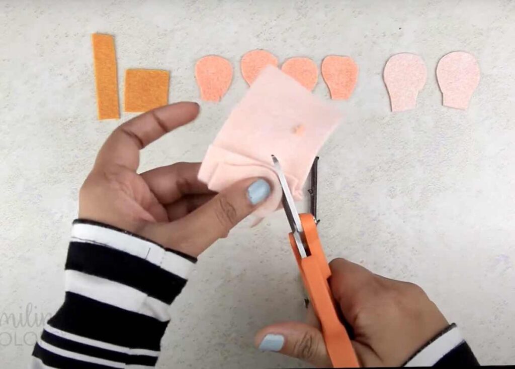 felt flower tutorial