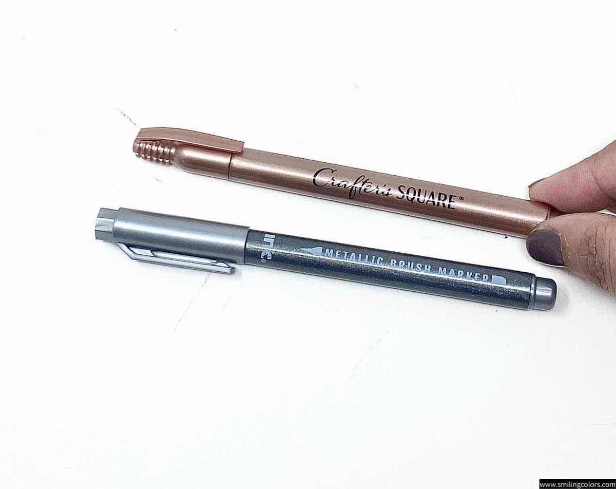 The Very Best Metallic Pens and Markers - Smiling Colors