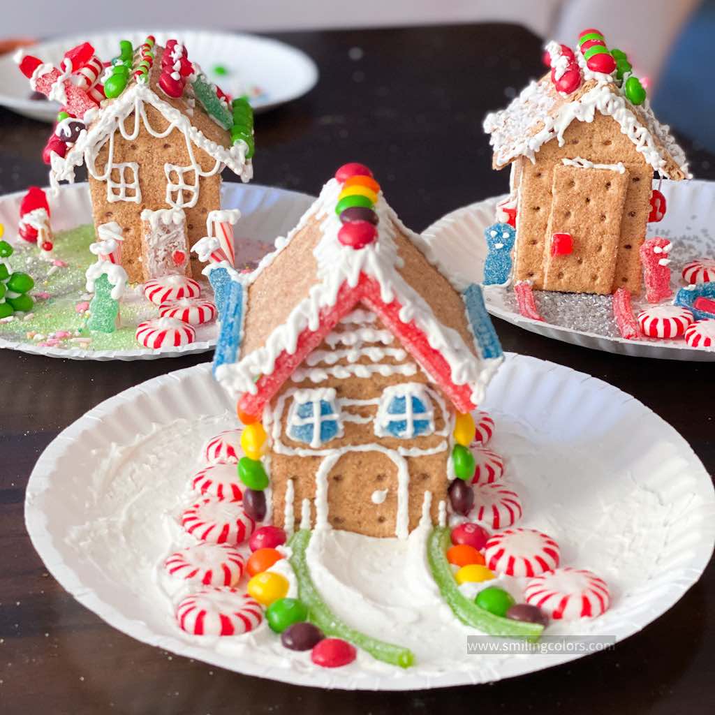 how to make graham cracker gingerbread houses