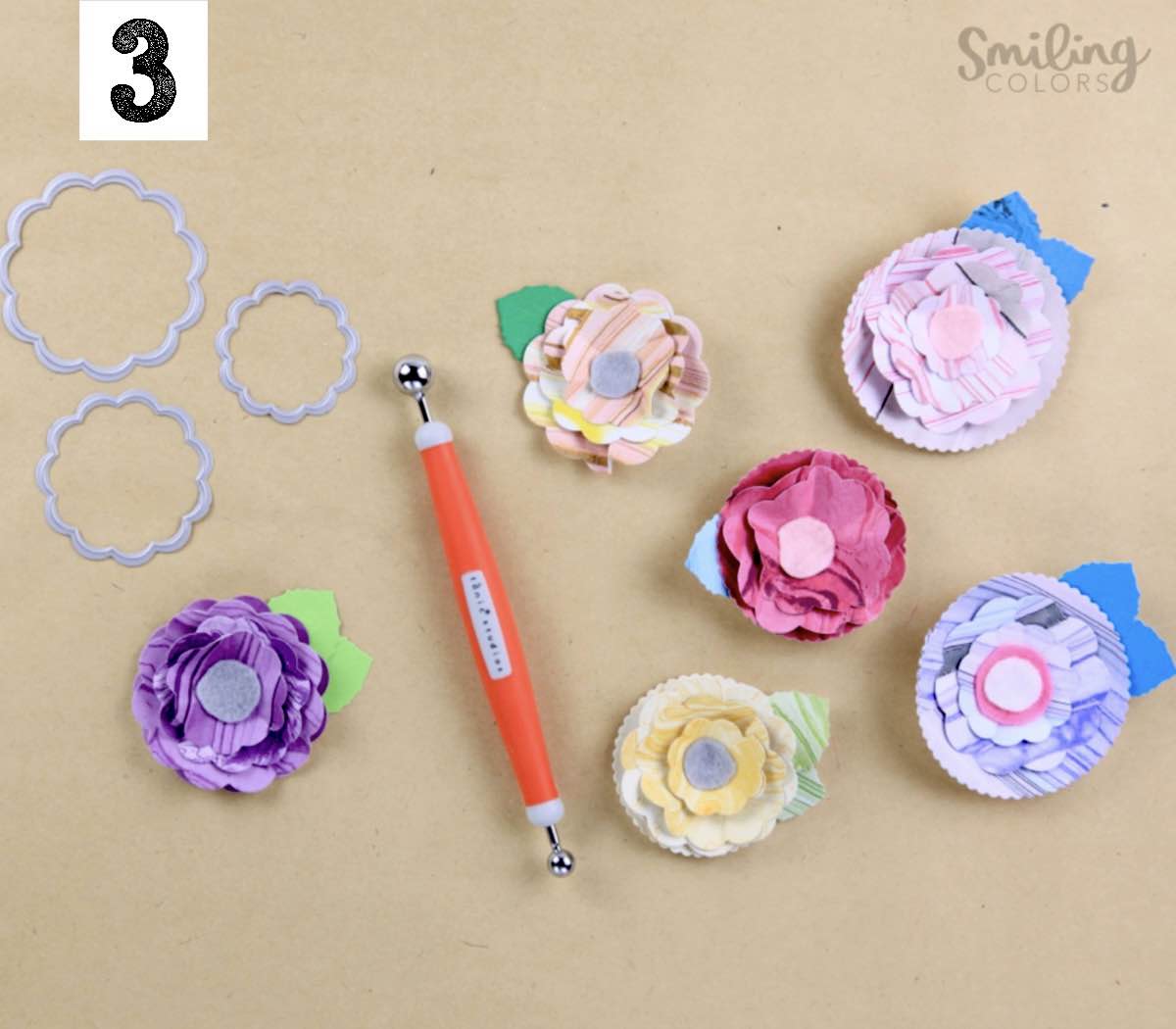 How To Make A Flower Wreath With Paper. step 3